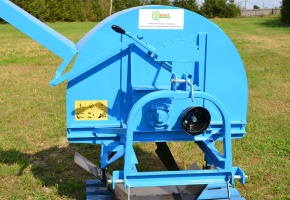 landbrugsmaskiner, pælespreder, højskærer, foderskærer Polen